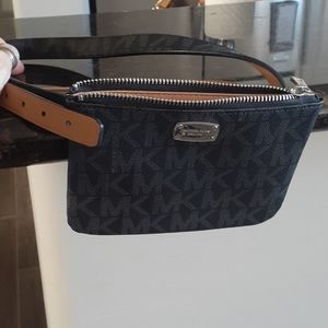New without tags. Michael Kor fanny pack.